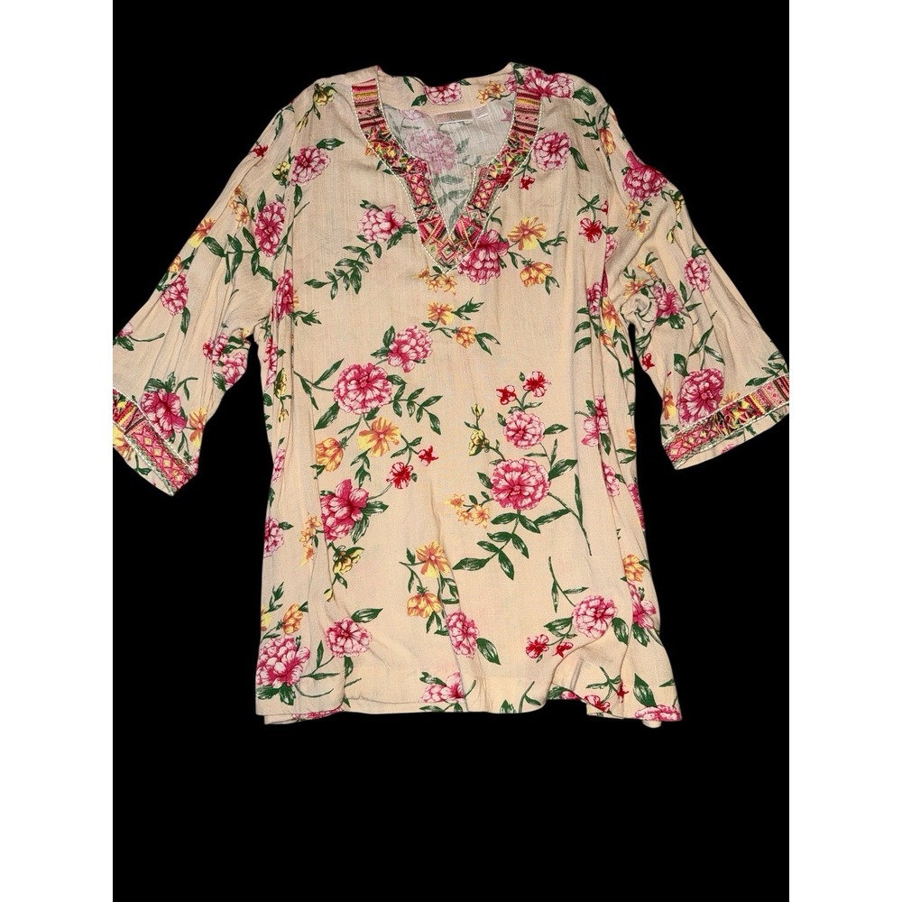 Belle By Kim Gravel Top Womens 2X Floral V-Neck Embroidered Blouse Resortwear